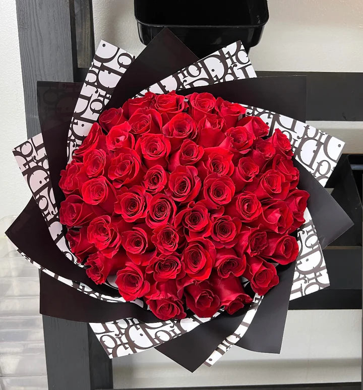 50 Red Roses Black Dir Wrapping