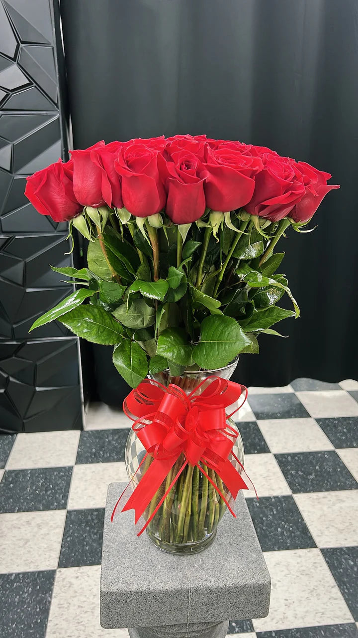50 Red Roses on Vase